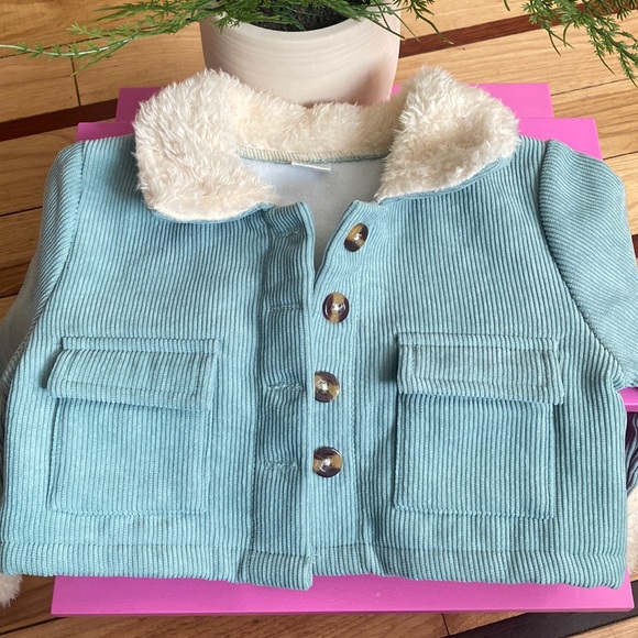 Girls Bundle 💚🩵 - Picture 4 of 7